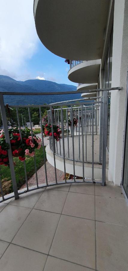 Hôtel Evropa à Gagra Extérieur photo